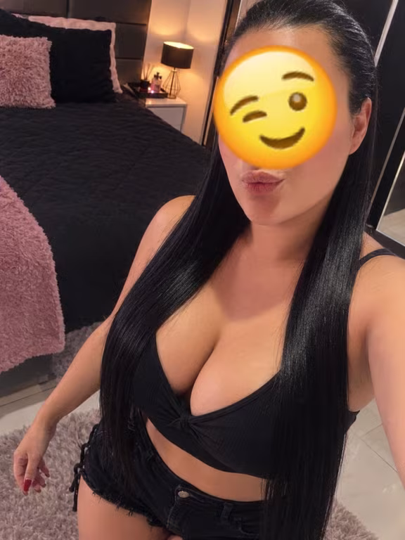 Larissa / Especialista Em Massagem E sensualidade Massagem em