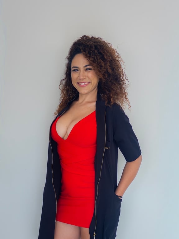 Camila- Massagem tântrica, Nuru, Relaxante 