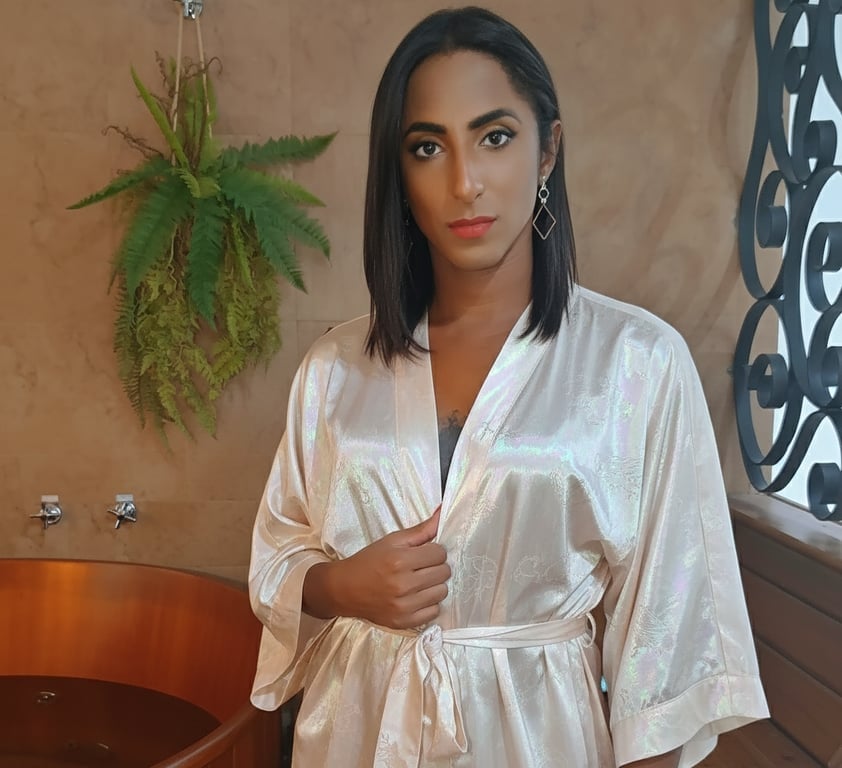 terapeuta JADE, MASSAGISTA TRANS, VENHA RELAXAR DA MELHOR FORMA POSSÍVEL. JADE, MASSAGISTA TRANS, VENHA RELAXAR DA MELHOR FORMA POSSÍVEL.