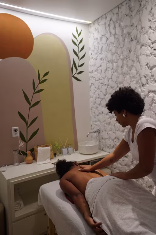 Massoterapeuta Luna Massagem tântrica em
