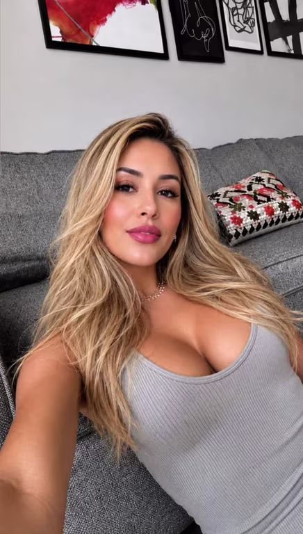 Carla, massagem tailandesa, nuru, corporal, relaxante
