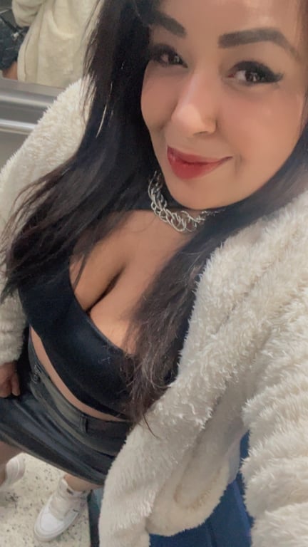 Nicolly ,massagens a partir de 100 R$