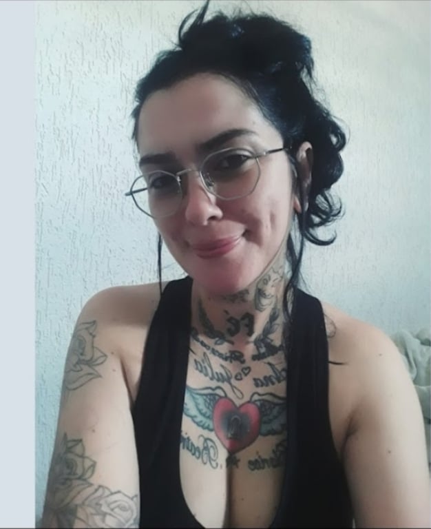 Sabrina terapeuta/ Nuru + tântrica Mãos de fada Massagem tântrica