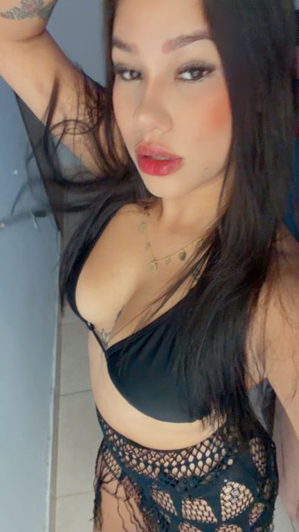 Gabriela morena sensual