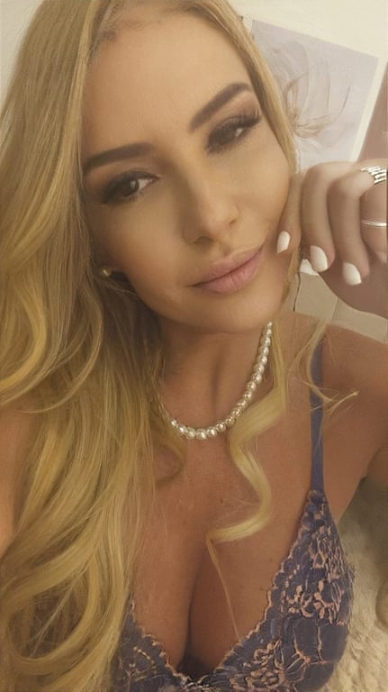 Massagens Tântrica, Nuru naturalista e Sensual