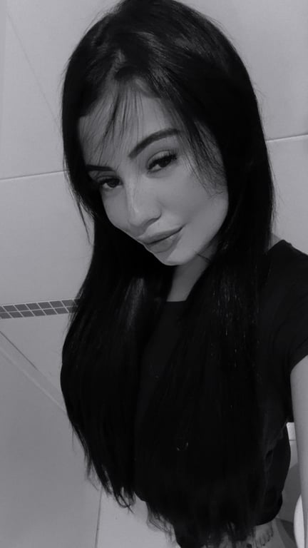 Massagista nova na cidade… venha descobrir esse prazer Massagista