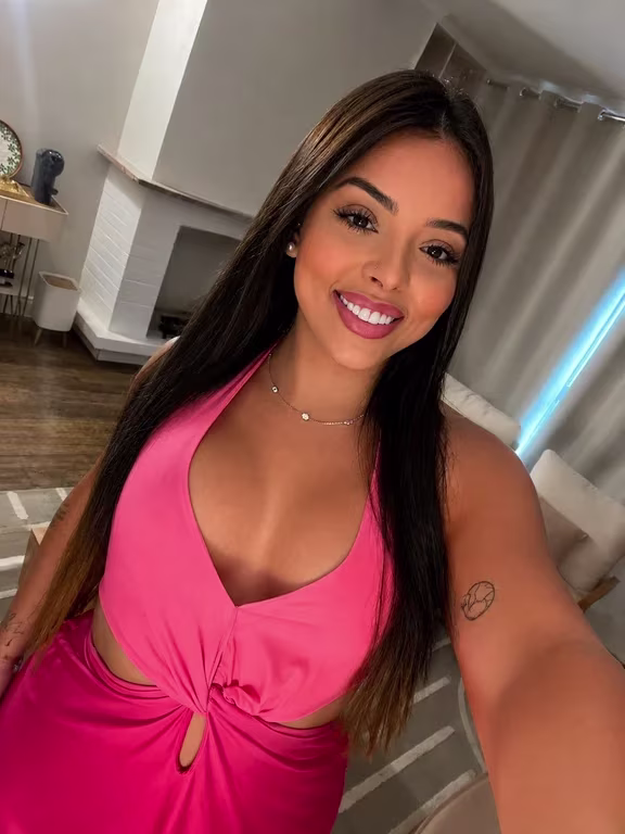 Livia Especialista Nuru / Karoline Spa Massagem tântrica em