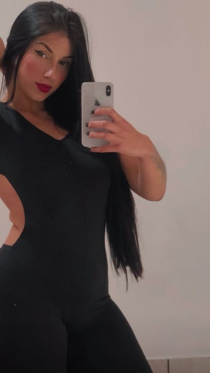 Kiara | Ousada ou Carinhosa, vc escolhe! Massagem Kiara | Ousada ou Carinhosa, vc escolhe! Massagem