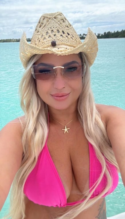 Rafaela Budiniki - Massagem Nuru, Tântrica e Erótica