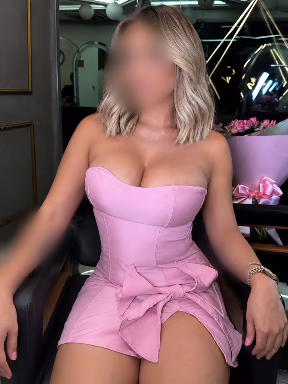 Karina Massagens Relaxantes e Momentos Inesquecíveis Massagista em