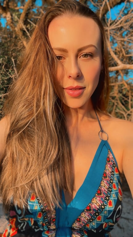 Não atendo com Massagem Sensual. Não insista. Massagem nuru em