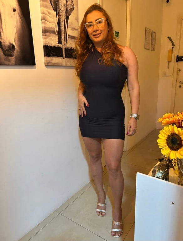 Julia Massagem tântrica em