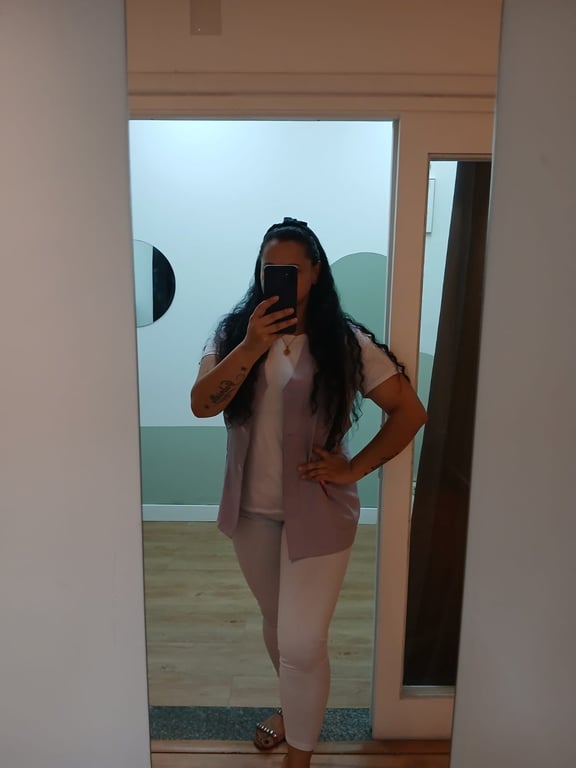 Eliane terapeuta tântrica nuru ligam Próstata