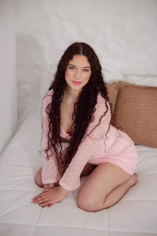Mia Massagista Sensual e Carinhosa / Karoline Spa Massagem em