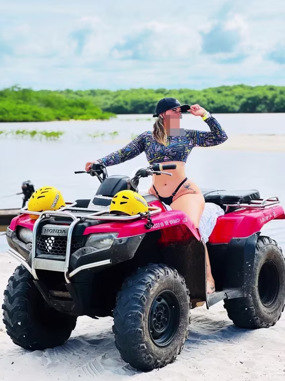 Allyce Mendez Massagem Tântrica, Relaxante, e Nuru Massagem em