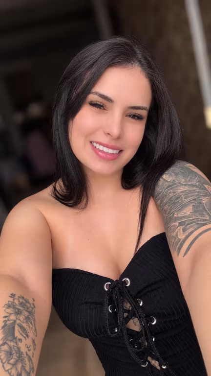 Diandra Massoterapeuta Especial Massagista em