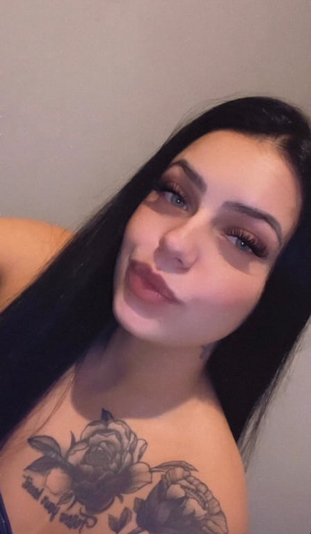 Duda, massagem relaxante e nuru Massagem