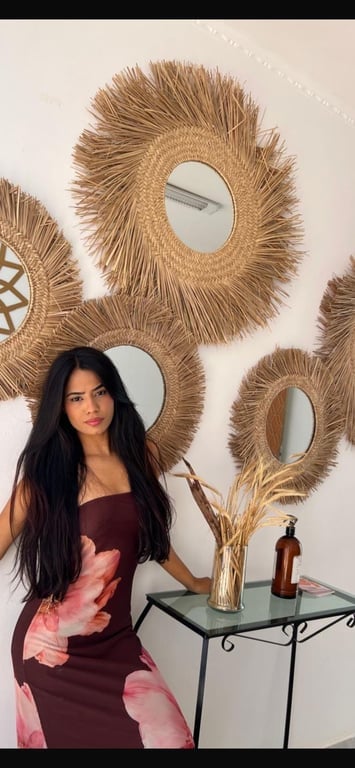 Terapeuta Nayara vendendo saúde através da massagem 