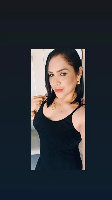Sarah massoterapeuta massagem tântrica; mix corpo a corpo (Nuru);