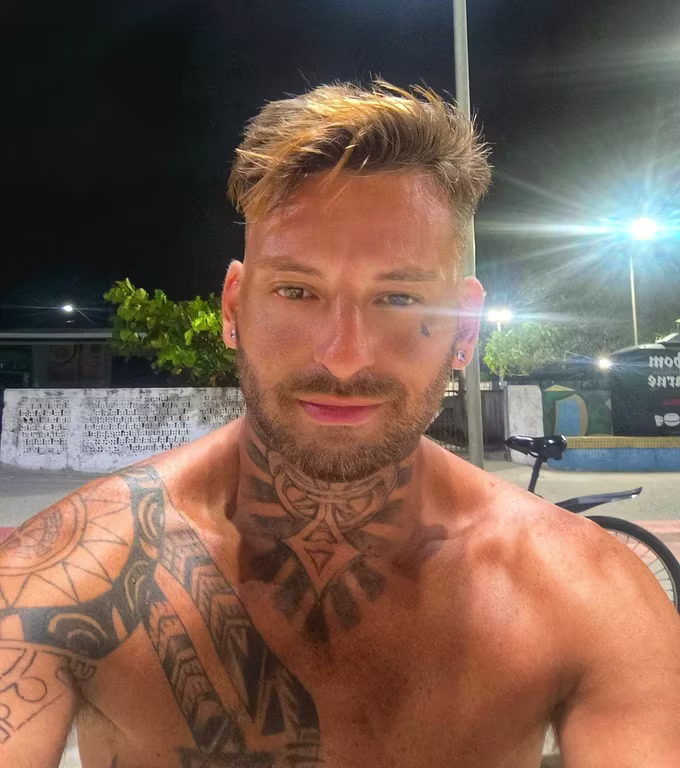Donatello massagista Erótico | Desperte sua sensualidade!