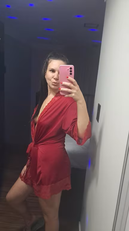 PATRICIA HEINZ Terapeuta Sensorial Massagem tântrica