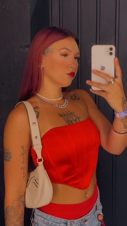 Louisy | Massagem Tântrica e Sensual - somente de 10 a 16/12