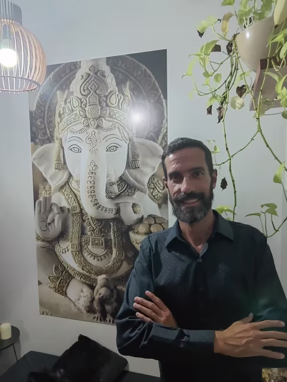 Gêmeos Massagistas RELAXANTE, TÂNTRICA E NURU Massagista em