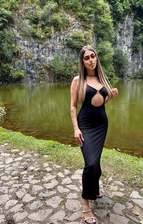 Bruna Massoterapeuta - Especialista em massagem sensual… 