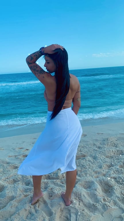 Karol, sexóloga e massoterapeuta.Deixa eu cuidar de você em Copacabana