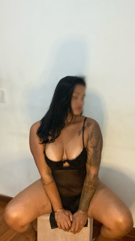 Ísis Brandão a melhor massagem você encontra aqui