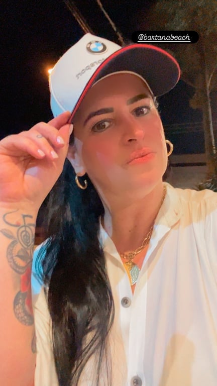 Karínna Vîlhéna massagem tântrica Balneário Camboriú SC Massagem tântrica em