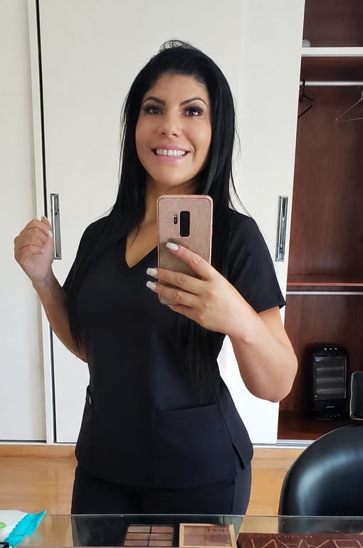 SARA - Massagem Tântrica, Nuru e Lingam