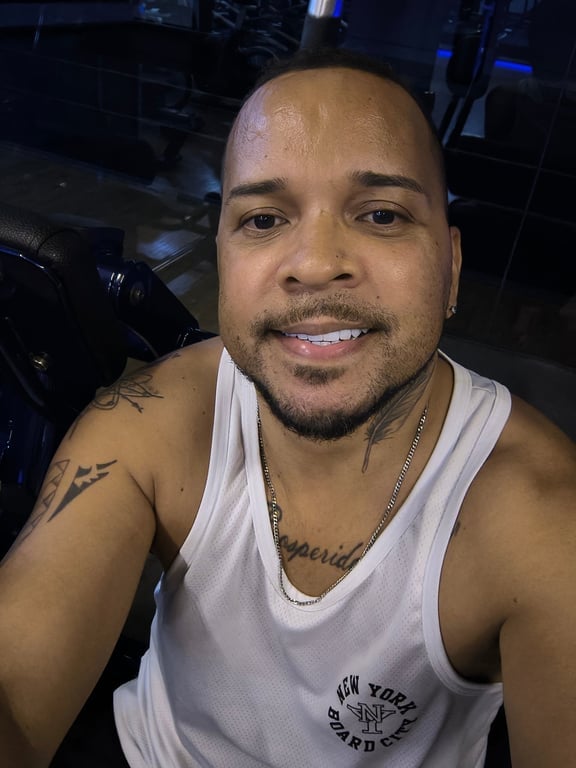 Ailton Massagista Masculino 