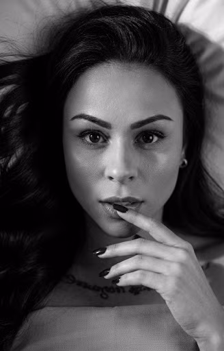 Lilith | Pronto para o feitiço? Você não me encontrou por acaso. Massagem