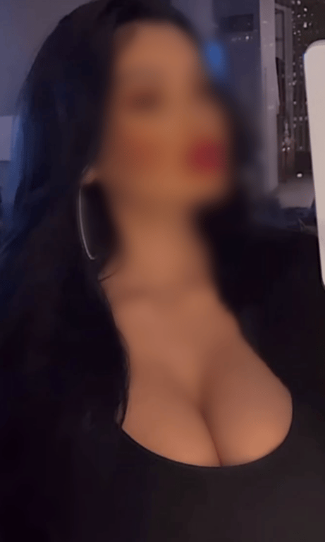 Sabrina massagista especialista em Nuru e relaxante 