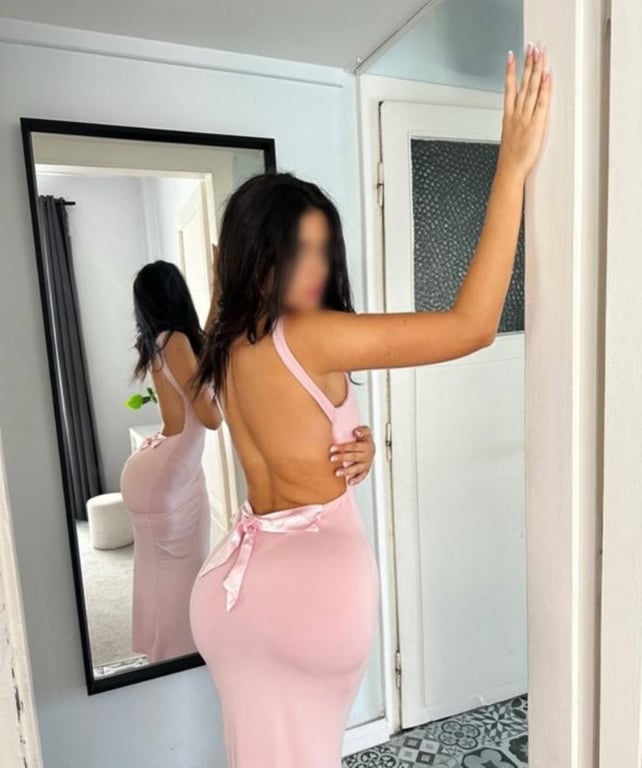 Alanis e Bruna. A dupla quente do FOUR HANDS (quatro mãos). 