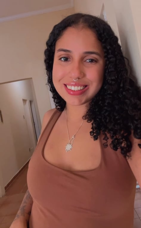 Rebecca - Massoterapeuta há 9 anos.