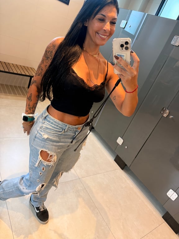 Karol, posso ser a sua terapeuta em Copacabana e na Barra .Posso 