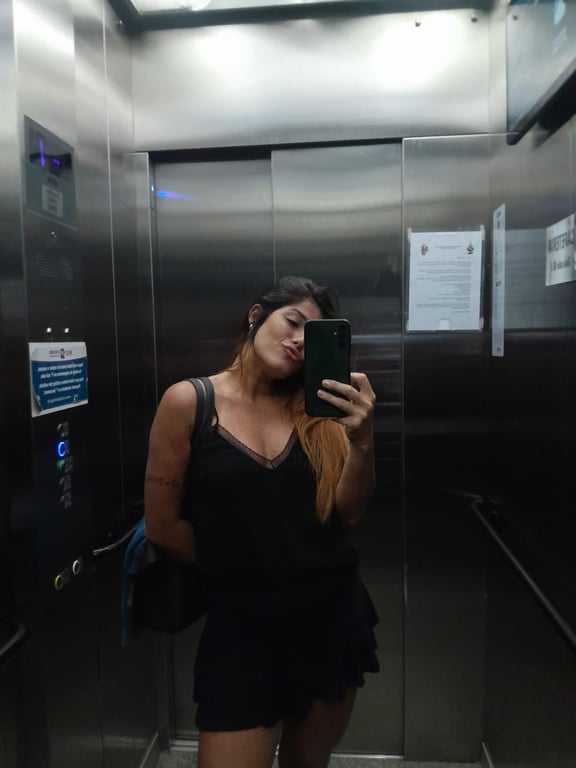 Camila Moraes Massoterapeuta Massagem nuru