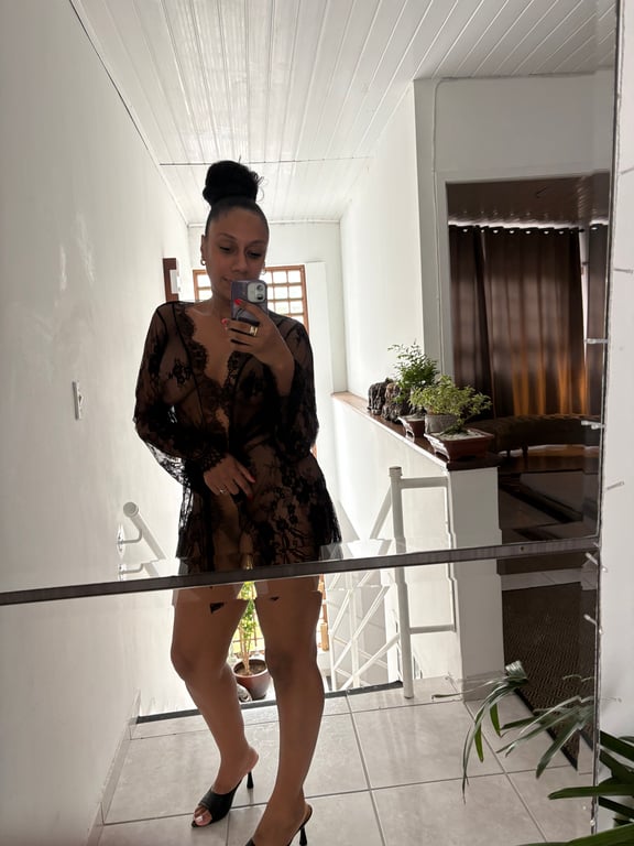 Val Goulart - Massagem Erótica. Relaxe e sinta.