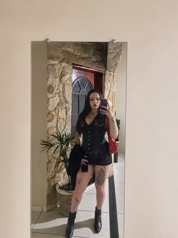 Thallia Angel (menina trans)