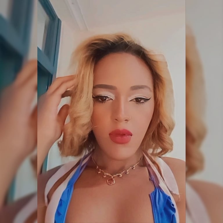 Yennifer Borges transexy com massagens eróticas Massagem sensual