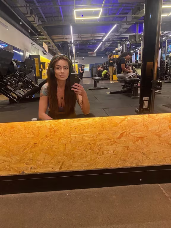 Helena Massoterapeuta Sensual e Relaxante Massagem sensual