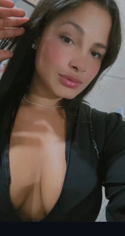 Ísis Brandão a melhor massagem você encontra aqui