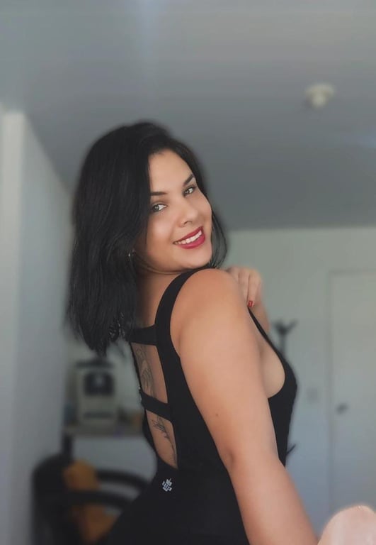 Massagem em Florianópolis | No Local ou a Domicilio - Terapeuta Aline