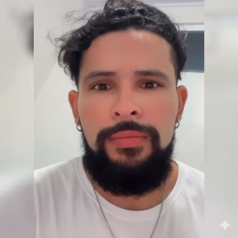 Daemon Sousa Tântrica, Sensual e Quatro Mãos!