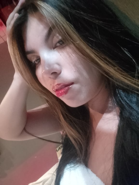 terapeuta Isis Massoterapeuta - Especialista em Massagem Sensual Isis Massoterapeuta - Especialista em Massagem Sensual