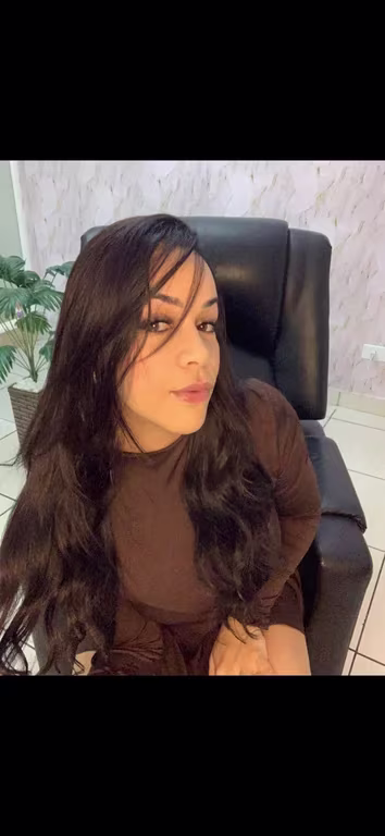 Milena Massagem sensual e nuru Massagem tântrica