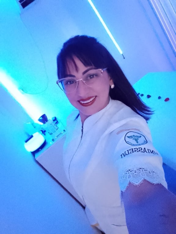 Jaqueline Massagista TERAPIAS CORPORAIS E MANUAIS.