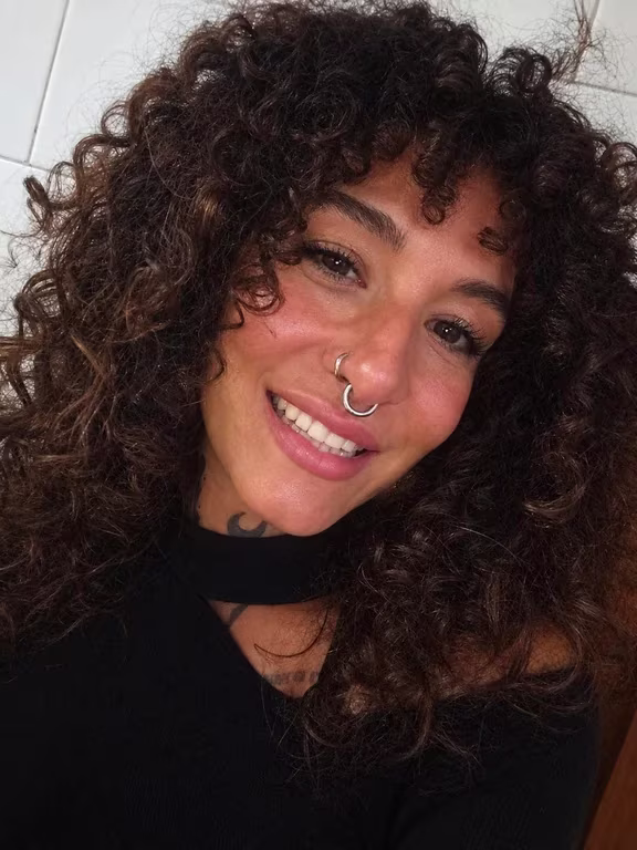 Gi Charrua Terapeuta Corporal Tântrica Massagem
